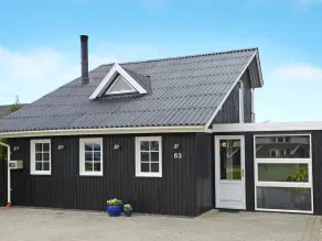 Tasteful Holiday Home in Hemmet near Sea - Image 4