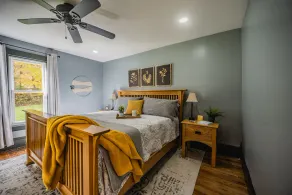 The Boch Hollow Farmhouse at Hocking Hills Hideaway Acres - Image 2