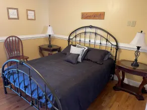 MOUNTAIN TOP RETREAT - STUNNING VIEWS! Hot tub, secluded, family friendly, 5BR! - Image 5