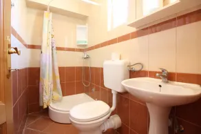 Three bedroom apartment near beach Metajna, Pag (A-6486-f) - Image 2