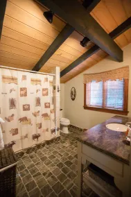 Gå til byen, Fire Pit, Grand Open Family Room, Gourmet Kitchen, Hot Tub, Grill - Image 5