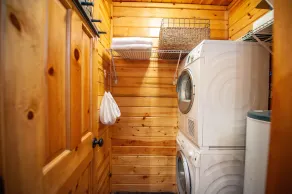 Cozy Clean Waterfront Cabin on Sugar Lake - Ice Fishing, Ski/Snowboard Nearby - Image 2