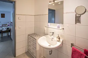 Monolocale in \"Haus Ruther\" vicino alle terme con Wi-Fi, terrazza e giardino - Image 4