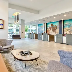 Downtown Austin - HUGE 2BR Presidential - Rooftop Pool - Walk To 6th St. - Image 4