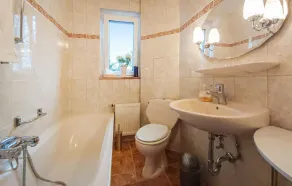 Stunning Apartment In Bad Schlema - Image 4