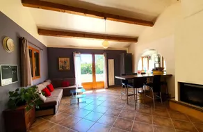 Spacious house surrounded by nature, perfect for a relaxing stay just 300 meters from the river. - Image 5