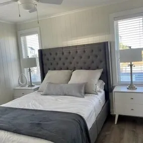Meant To Be 2 Bedroom Home by RedAwning - Image 5