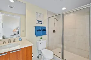 3 chambres 3 salles de bain en suite Condo au bord de l'eau stationnement (sans taxe> 181 d) - Image 4
