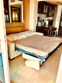 South Beach  Luxury Apartment on Ocean Drive - Image 4