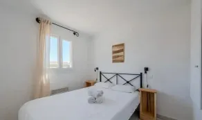 Maison proche plage avec jardin - Image 4