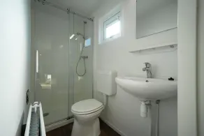 Chalet with 2 bedrooms - Image 2