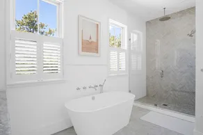 Gorgeous house with heated pool, Gym, JEEP Rental - Image 4