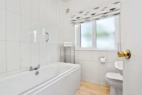 Stunning Luxury 5 Star SELF-CATERING Gate Lodge - Image 3
