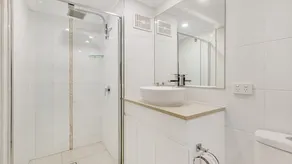 Pelican Sands 401 - Absolute Beachfront at Tugun - Min. 3 night stays! - Image 4