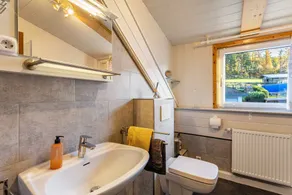Appartamento 'Ferienwohnung Desmecke' con giardino privato, balcone e Wi-Fi - Image 4