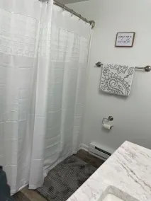 Adventure Acres- Suite B5 - Image 4