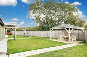 Sleeps6- Hot Tub- Pet Friendly- Log Burner - Image 4