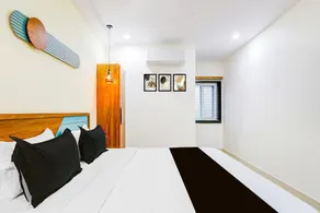 Deluxe Hotel Lorven - Image 4
