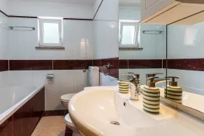 Villa Lucia with Heated Pool - Image 2