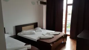 Vila 21A - Piscină, parcare gratuită, zonă liniștită aproape de plajă - Image 3