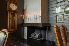 Broomsticks, Harry Potter themed BNB, Hot Tub! - Image 2