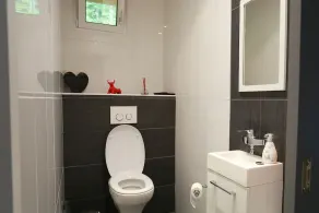 Rummelig 4 * kokonhytte omgivet af natur, have mod syd, nær Colmar - Image 3