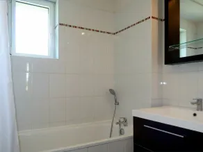 Lovely apartment for 6 people with WIFI, pool, TV, terrace and pets allowed - Image 2