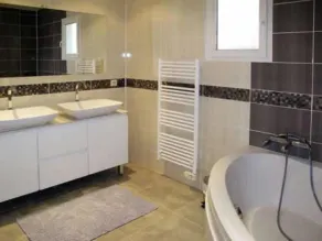 VAR FLAYOSC  VILLA  CLIMATISEE PISCINE CHAUFFEE  6CH/16 P - Image 3