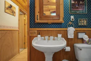 Riverwoods Lodge - Meredith Lodging - Image 4