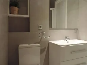Stor 3 værelses lejlighed med pool, tæt ved havet i La Pineda! - Image 3