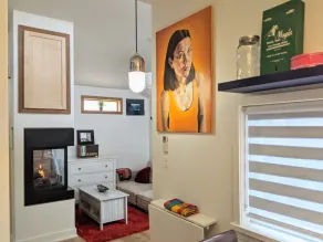 Adorable mini-house in heart of Trinity Bellwoods - Image 2