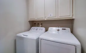 Stunning Resort Living 2 bed Luxury Condo in Oaks North- READ DESCRIPTION - Image 2