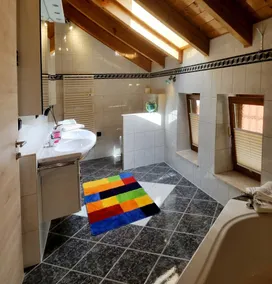 Ferienwohnung 'Exklusiv Hinterreiter' mit Bergblick, WLAN und Klimaanlage - Image 3