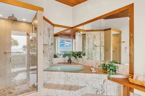 Osprey Bay Villa on the Bay! Spectacular Sunsets, Pool, Hot Tub & Private Dock! - Image 5