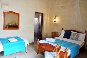 Chambre Quadruple dans un B&B au coeur de Gharb - Image 3