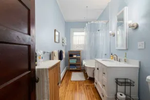BIG First floor 3 bedroom in the East End, close to ocean, parks, and downtown. - Image 3