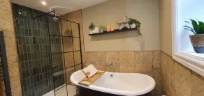 Vale View Cottages - The Stables Cottage 5 Star. Near beach & town, Pets welcome - Image 3
