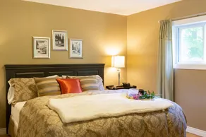 Cozy Family Cottage, Sleeps up to 10 Persons & Fully Equipped - Image 4