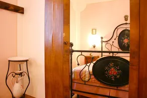 Panoramic villa surrounded by vineyards and olive groves, 5 km from Montepulciano and Torrita di Sie - Image 5