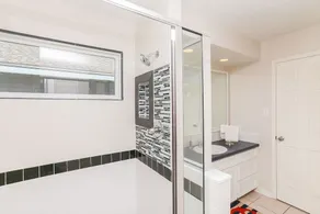 Beachfront Bliss: Steps to beach/Views, sleeps 14 - Image 2