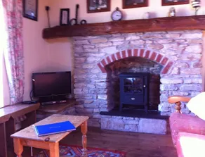 The Stables - 200 Year Old Stone Built Cottage - Image 2