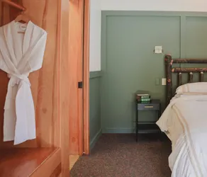 NEW! Signature Spa Suite with Fireplace & Den - Image 4