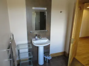 Hill Cottage - Image 3