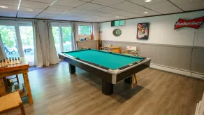 Quintessential Lakefront Home perfect for MultiFamily retreats on Thompson Lake - Image 2