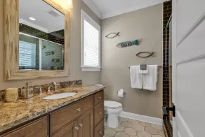 5-bedroom Vacation Home Just a Short Walk to Ocean, Elevator, Heated Pool - Image 4