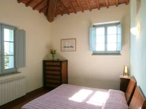 Tuscan Holiday Home with Pool - Image 3