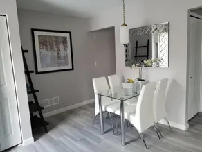 Récemment rénové, ste luxe privé ste à Westlake! - Image 2