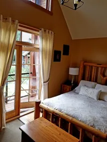 Slope Side  Luxury Open Beam Townhome Private Hot Tub - True - Ski-in-out - Image 4