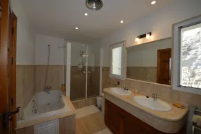 Villa mit beeindruckendem Panoramablick zum Meer, Privatsphäre und Swimming Pool - Image 4