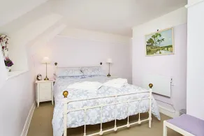 Ye Olde Cottage - Image 5